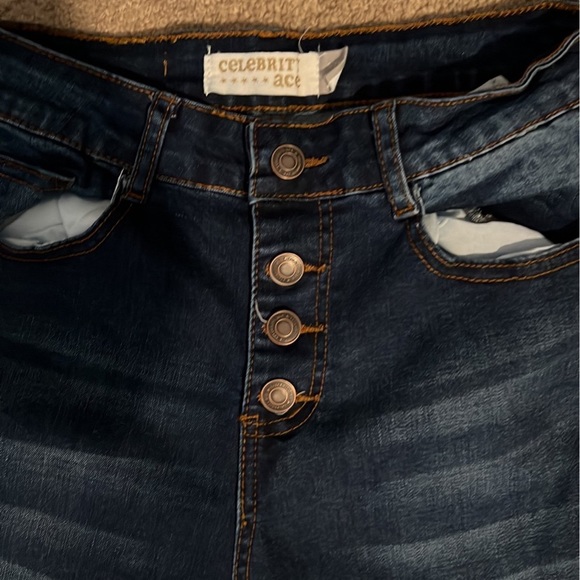 Celebrity Ace Flares - Picture 2 of 3